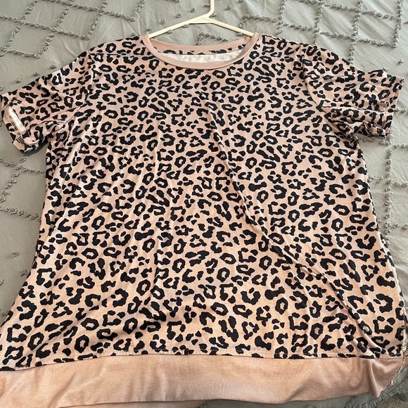 Leopard Loose Tunic T-Shirt - Leopard - Picture 1 of 1